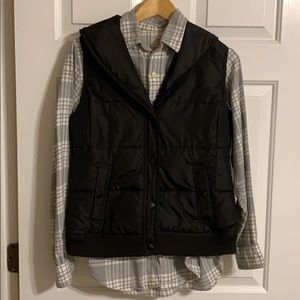•Old Navy• Black Puffer Vest